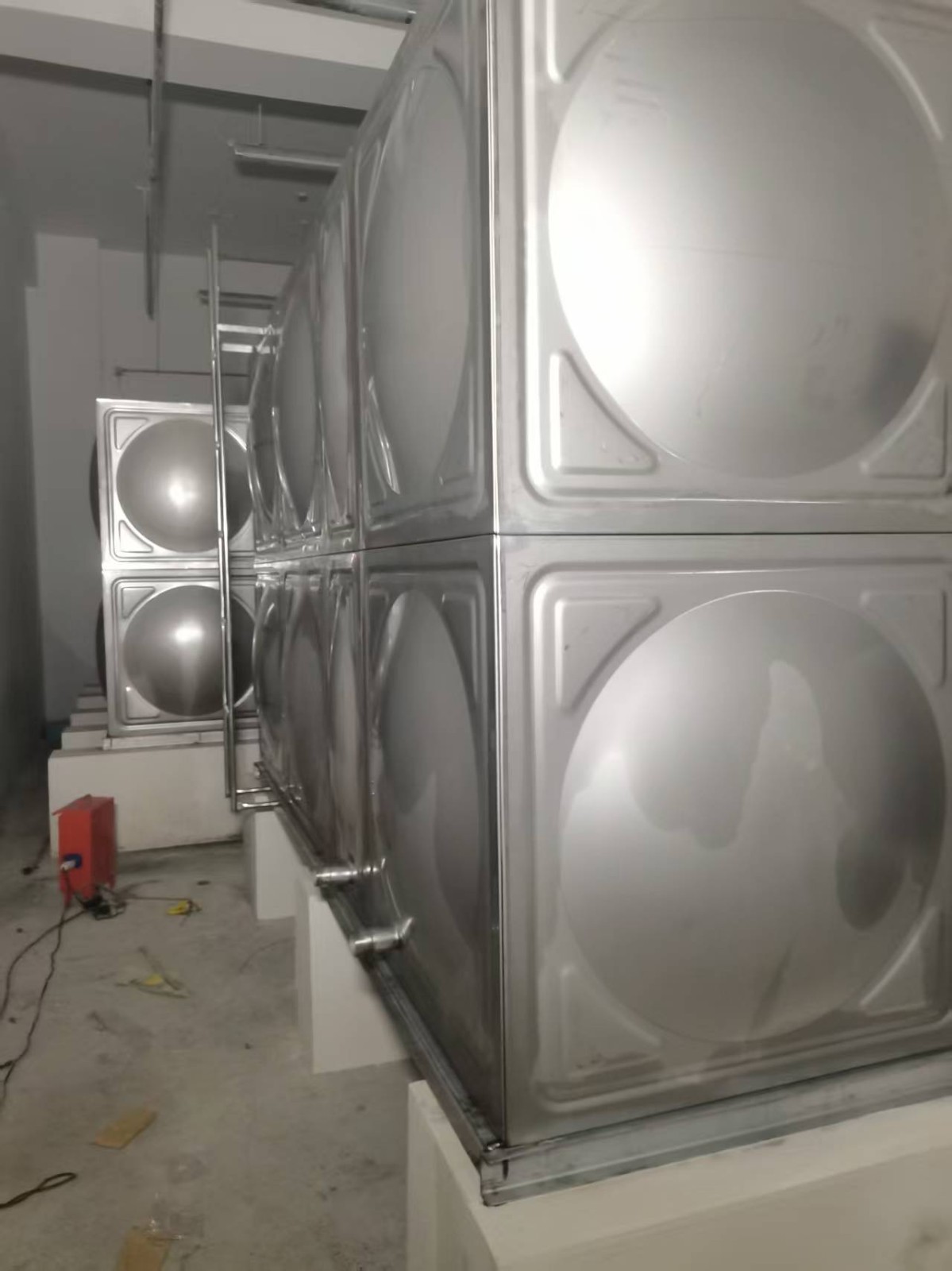 北京延慶區(qū)不銹鋼人防水箱